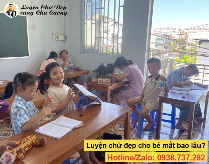 Luyện chữ trực tiếp cho bé sẽ nhanh hơn bé tự luyện
