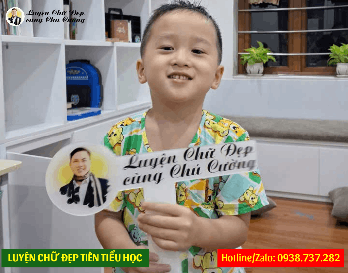Ba mẹ nên bắt đầu luyện chữ đẹp tiền tiểu học cho bé